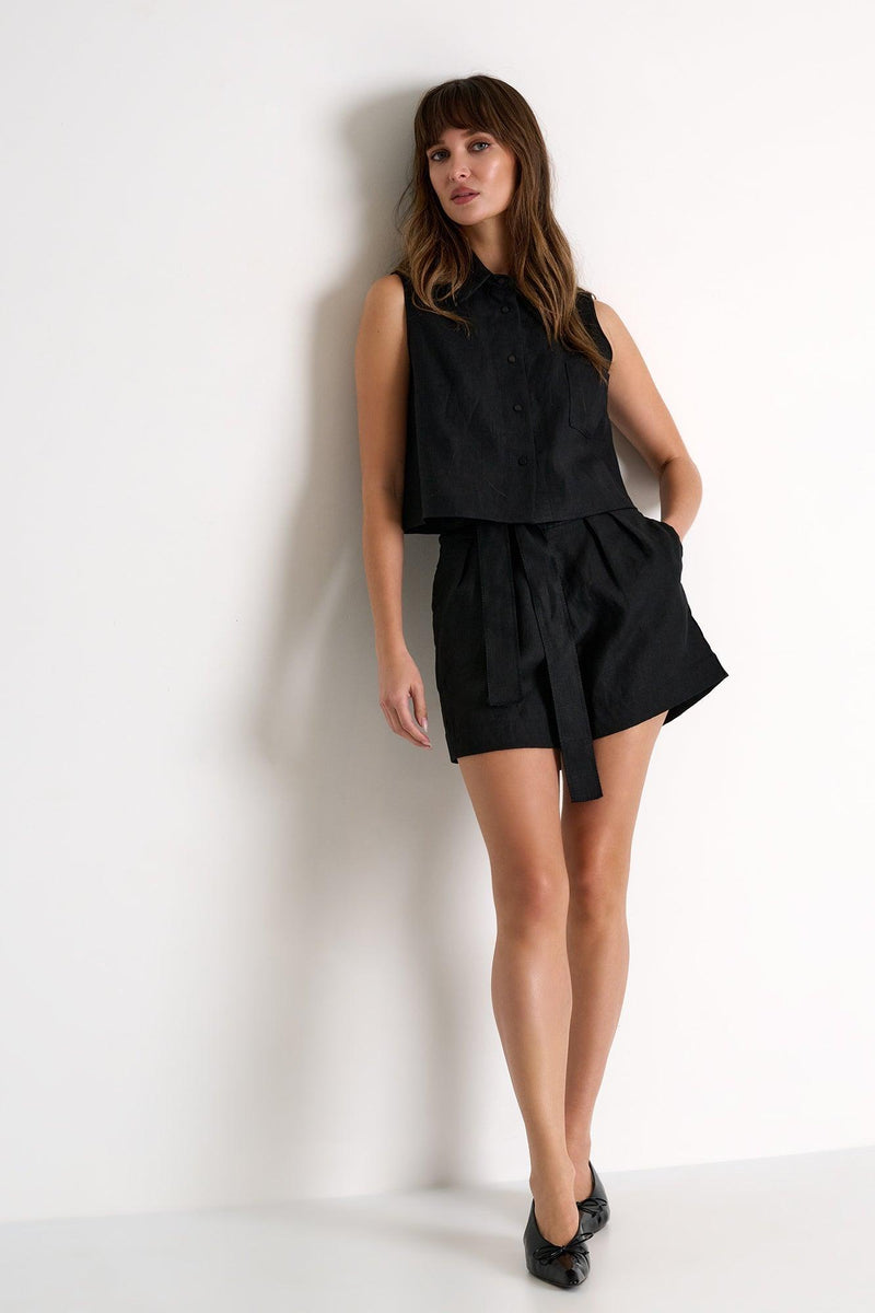 Black Linen Shorts With Belt -  Bottoms - Empress De Luxe
