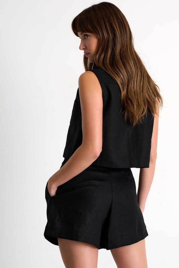 Black Linen Shorts With Belt -  Bottoms - Empress De Luxe