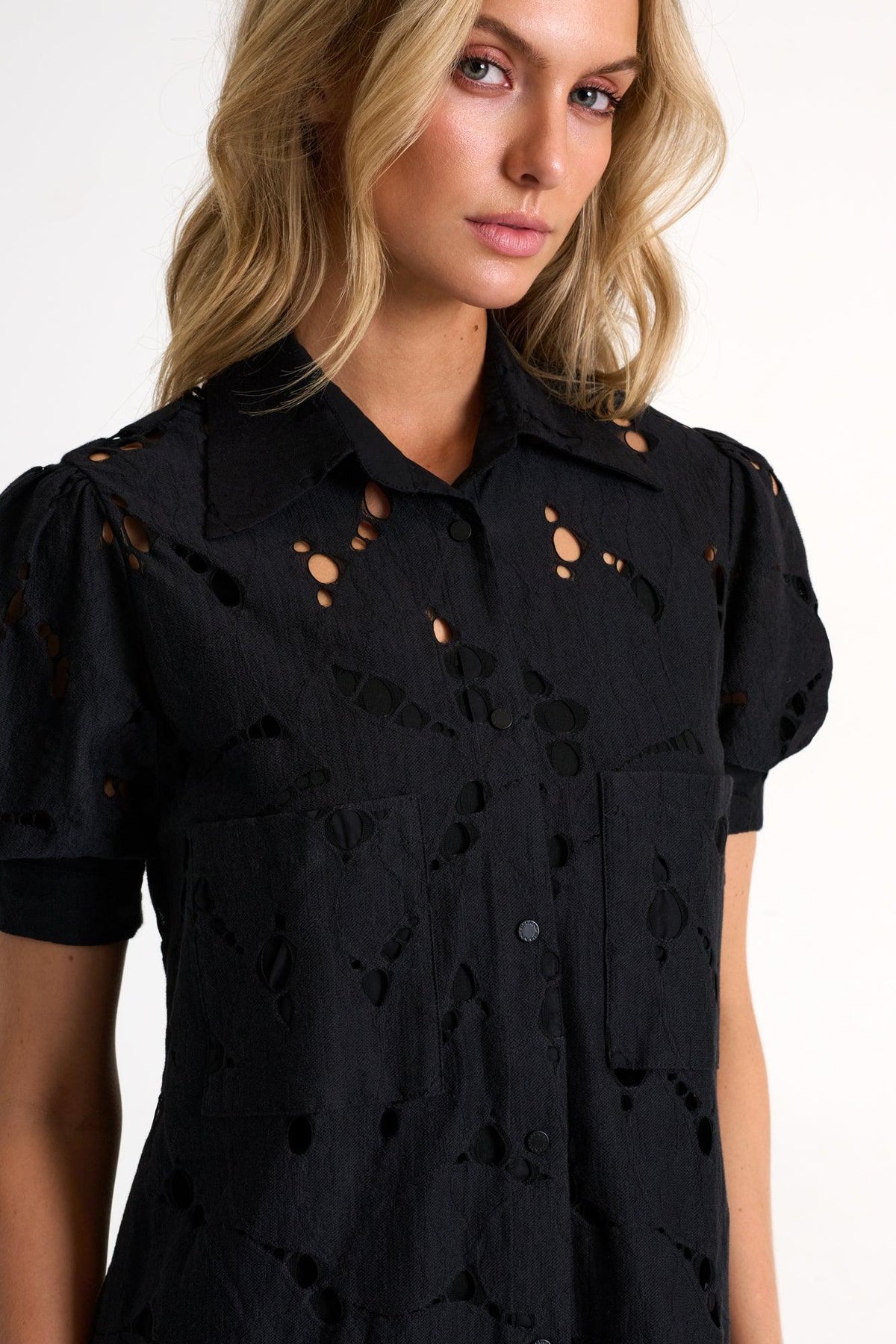 Black Modern Lace Puff Sleeves Dress -  Dresses - Empress De Luxe
