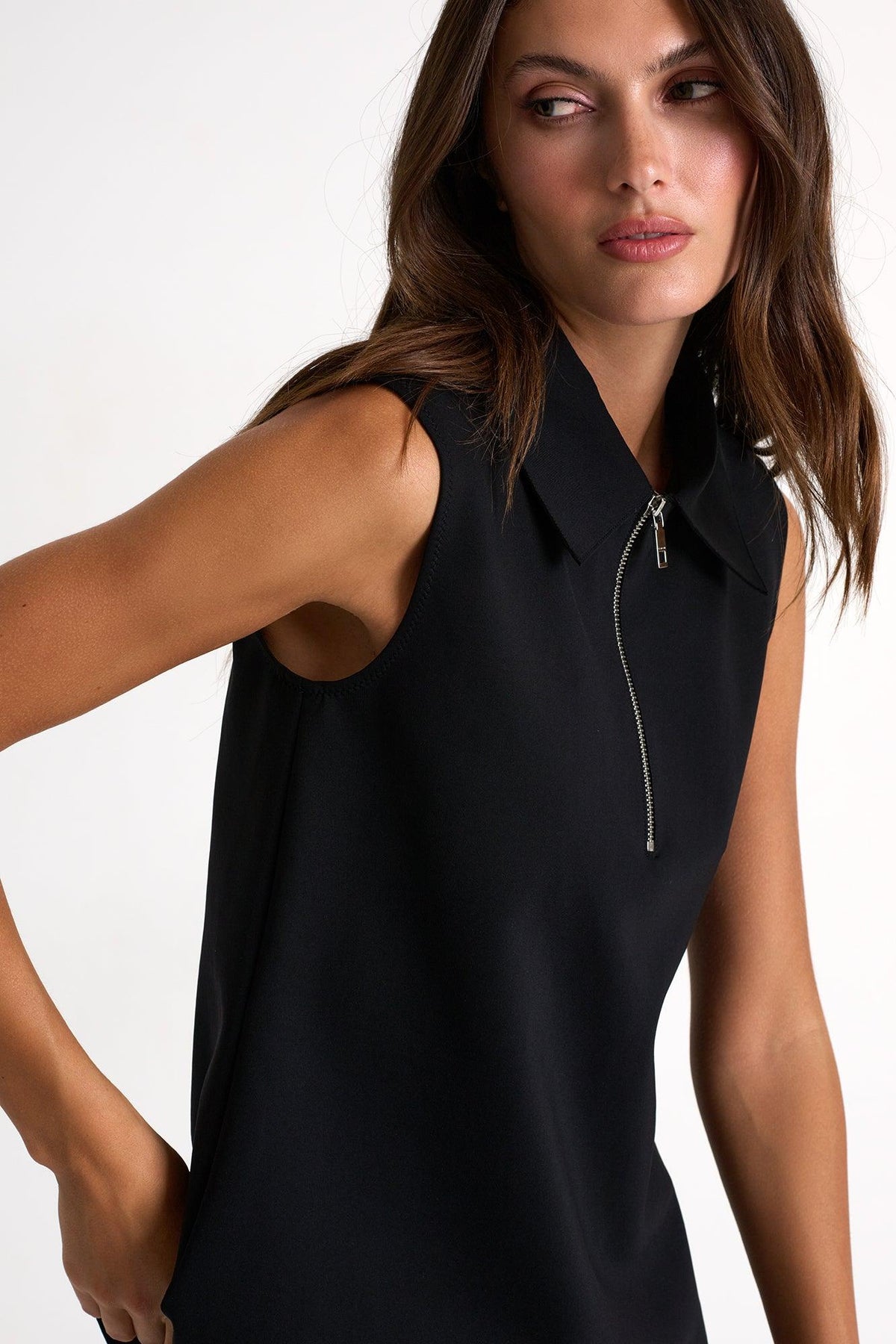 Black Zipped Sleeveless Polo Top -  Tops - Empress De Luxe